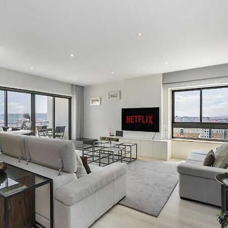 Whome Family Condo - Urban Retreat With Parking, Ac, Elevator In Great Location Lisboa Extérieur photo