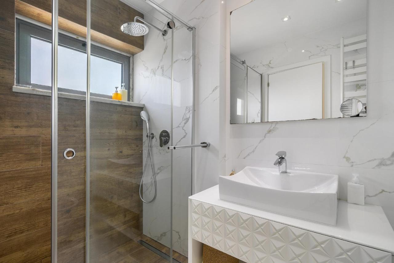 Whome Family Condo - Urban Retreat With Parking, Ac, Elevator In Great Location Lisboa Extérieur photo